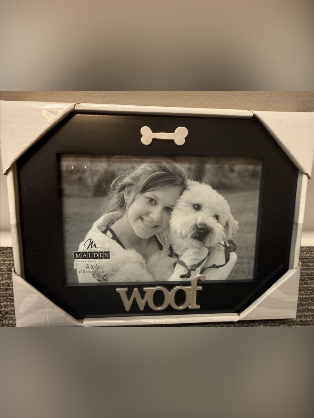 Malden Black Picture Frame with Woof Accent - 4” x 6”